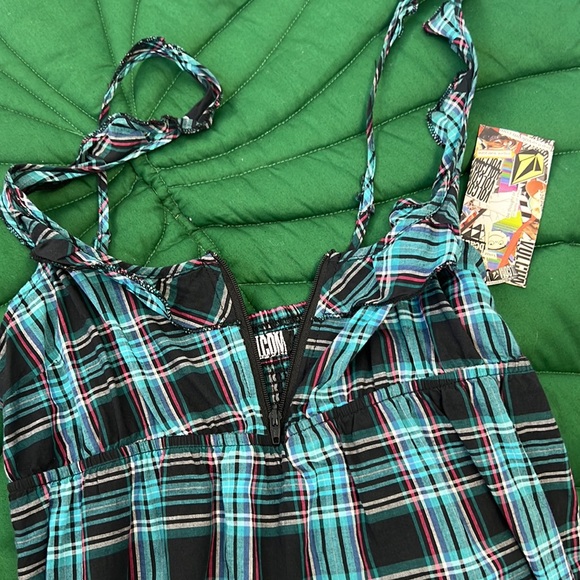 NWT VTG Volcom 90s grunge Bentley dress. Blue, pink and black plaid. Zip front - Picture 4 of 8